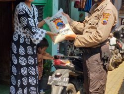 Sambut HUT Bhayangkara Ke 74 ,Polsek Pekalongan Selatan Bakti Sosial Dan Sosialisasikan New Normal