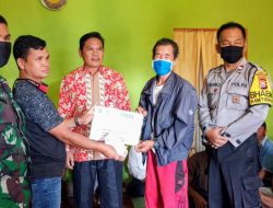 Kades Tebat Tenong Luar Bagikan BLT DD