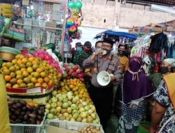 Disiplin Protokol Kesehatan, Kapolsek Kesesi Blusukan Kepasar Tradisional