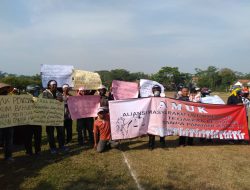 Aksi Demo Damai Oleh”AMUK”