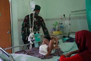 Wujud Kepedulian Dandim Batang Kepada Warga Kurang Mampu