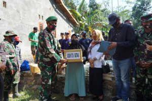 Giat Kodim Batang, Karya Bakti Bedah Rumah Di Desa Ujung Negoro