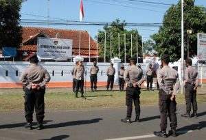 Kapolres Pekalongan Pimpin Pengamanan Rapat Pleno Penetapan Paslon Bupati Dan Wabup Pekalongan Ta 2020