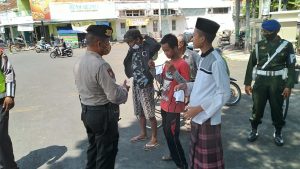 Sat Sabhara Polres Pekalongan Kota Bersama Aparat Gabungan Operasi Yustisi Razia Masker