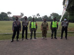 Giat Aparat Gabungan Gelar Prokes Di Lapangan Mataram