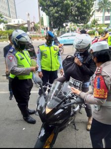 Hari Pertama, Satlantas Polrestro Jaktim Gelar Operasi Zebra