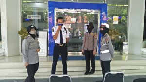 Polwan Polres Pekalongan Kota, Terus Intensifkan Patroli Dialogis Ajak Warga Disiplin Prokes