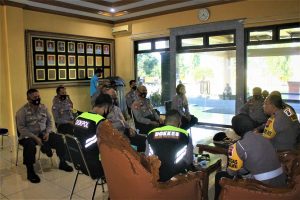 Kapolres Pekalongan, Ingatkan Para Kapolsek Untuk Mewaspadai Musim Hujan