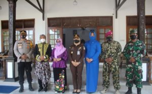 Ramah Tamah Forkompinda Batang Bersama Dankormar TNI AL