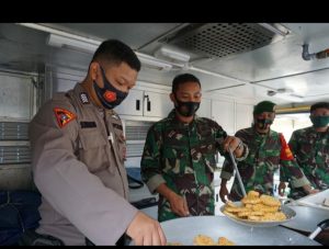 Sinergitas Pemkab Batang Bersama TNI-Polri Buka Dapur Umum Untuk Warga Terdampak Covid-19