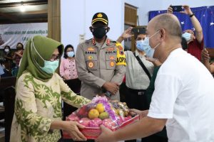 Kapolres Bersama Forkopimda Kab Pekalongan Tinjau Pos PAM Ops Lilin Candi 2020