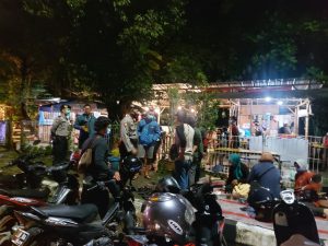 Bubarkan Kerumunan Warga, Polres Pekalongan Kota Patroli Skala Besar