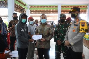 DPC HNSI Batang Minta, Pencarian Korban Kecelakaan Laut KMN ”Berkah Abadi ” Gunakan Helikopter