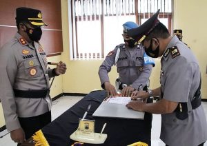 Sertijab Kabag Dan Kapolsek Dipimpin Kapolres Pekalongan