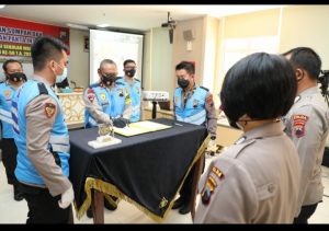 Wakapolda Jateng Tandatangani Pakta Integritas Penerimaan Siswa SIP Angkatan 50 TA 2021