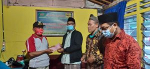 Pengurus Carateker Dan Bazarnaz Bantu Korban Angin Kencang Di Mejagong