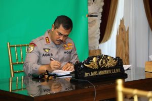 Kabaharkam Wakili Kapolri Rakor Monitoring Pelaksanaan Vaksinasi Covid-19 Bersama Menkes RI