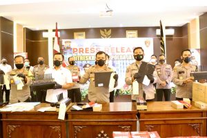 Ditreskrimsus Polda Jateng Tangani Modus Baru, Pencurian Pulsa Dan Voucher Game Dari PT  Telkomsel , Kerugian Capai Rp 1,5 M Lebih