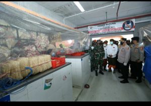 Perketat Prokes, Panglima TNI Dan Kapolri Keliling Dua Pasar Di Bali