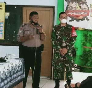 Sinergi TNI-Polri Dukung Program Pemerintah, Sosialisasikan PPKM Skala Mikro Tingkat RT