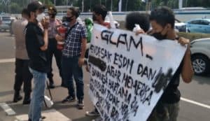 Gerakan Lintas Aktivis Mahasiswa Datangi Kementrian ESDM Dan KLHK