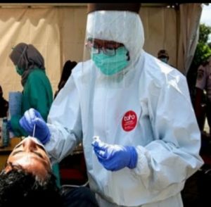 Hasil Rapit Test Antigen, Tak Ada Warga Positif Covid-19 Dalam Kerumunan Jokowi Di NTT