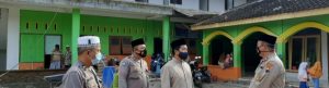 Jalin Silaturahmi, Kapolsek Gringsing Dengan Toga