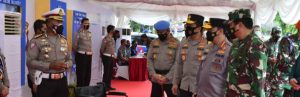 Kapolri Dan Panglima TNI Tinjau Pelaksanaan Vaksin 2.101 Personel Di Polda Jatim