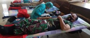Danramil Beserta Anggota Koramil Bandar Ikuti Donor Darah
