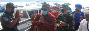 Bupati Jembrana Hadiri Tabur Bunga Dan Doa Bersama Kenang 53 Awak KRI Nanggala 402
