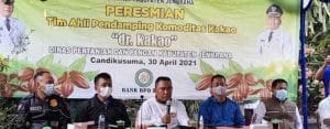 Peduli Petani Kakao, Bupati Tamba Launching ” Dokter Kakao”