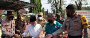 Jelang Ops Ketupat Candi 2021, Polres Pekalongan Musnahkan Ribuan Botol Miras