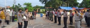 Kapolres Pekalongan Kota Pimpin Penertiban Dan Imbauan Prokes Jelang Buka Puasa Keramaian Masyarakat Meningkat