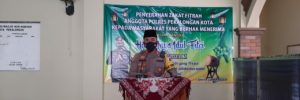 Kapolres Pekalongan Kota Bagikan Zakat Fitrah Kepada Perwakilan Pengurus Yayasan Anak Yatim Piatu, Difabel Dan Dhuafa