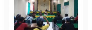 Geruduk Kajari Pati, Para Awak Media Dan LSM Di Pati