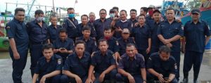 Karyawan TPI Klidang Lor Batang Mengucapkan Selamat Hari Raya Idul Fitri 1442 H