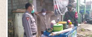 Sukseskan PPKM Mikro, Sinergi TNI-Polri Optimalkan Ops Yustisi Dan Bagikan Masker Ke Warga