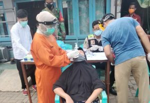 Kompak Dandim, Kapolres Pekalongan Kota Dan Kadinkes Pantau Langsung Gelar Rapid Swab Antigen Antisipasi Kluster Pengajian
