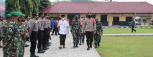 Kapolres Pekalongan Pimpin Apel Kesiapan Penyemprotan Disinfektan