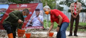 Peletakkan Batu Pertama, Pembangunan SMAN Tawangmangu Oleh Ganjar