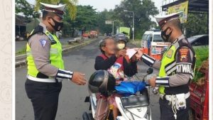 Pendemi Covid- 19 Belum Berakhir, Polisi Minta Kepada Masyarakat Untuk Patuhi Prokes