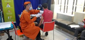 Polres Pekalongan Kota Gelar Vaksinasi Massal Di Hypermart