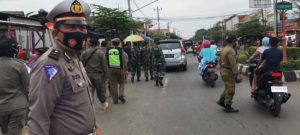 Petugas Gabungan Ops Yustisi Dan Patroli Woro-Woro Imbau Prokes