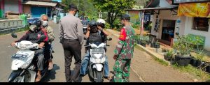 Disiplin Warga, Koramil Dan Polsek Reban Intens Ops Yustisi Dan Edukasi Prokes