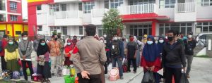 Selesai Isoman Terpusat Kota Pekalongan, Santri SMK Syafi’i Akrom Dapat Arahan Prokes Dari Kapolsek