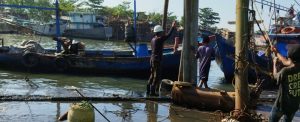 Pembangunan Dermaga PPP Klidang Lor Batang Abaikan K3