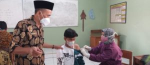 MAN Bersama Kodim Batang Menggelar Vaksinasi