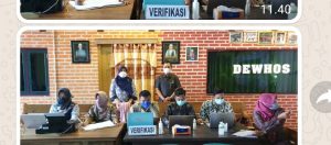 Peringati HUT RI, Ketua DPRD Menggandeng Puskesmas Warungasem Menggelar Vaksin Massal