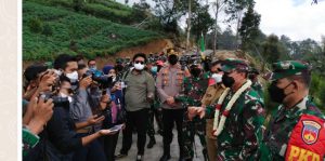 Di Gerlang, Dan pusterad Pimpin Wasev Lokasi TMMD Reg 112 Kodim Batang