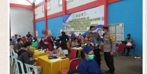 Targetkan 4.000 Orang 2 Hari, Gerai Vaksinasi Polres Pekalongan Kota Gandeng Relawan Pekalongan Tanggap